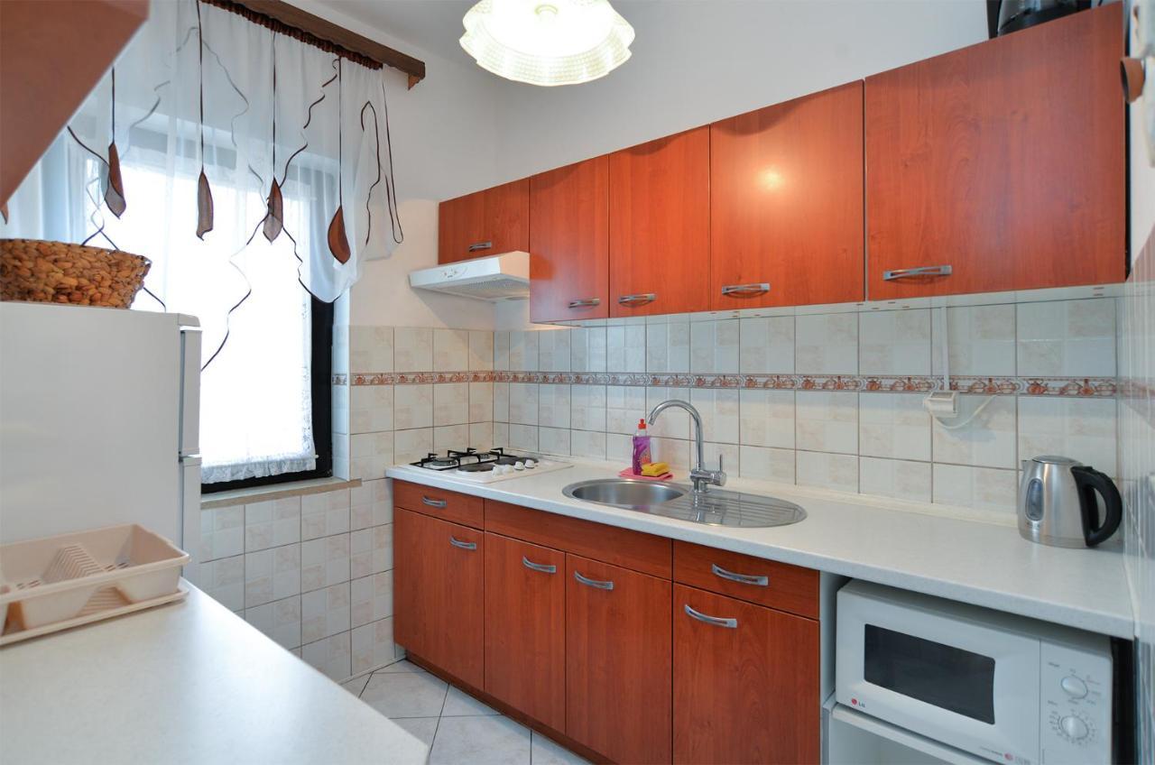 Apartments Jadranka 1279 โปแมร์ ภายนอก รูปภาพ