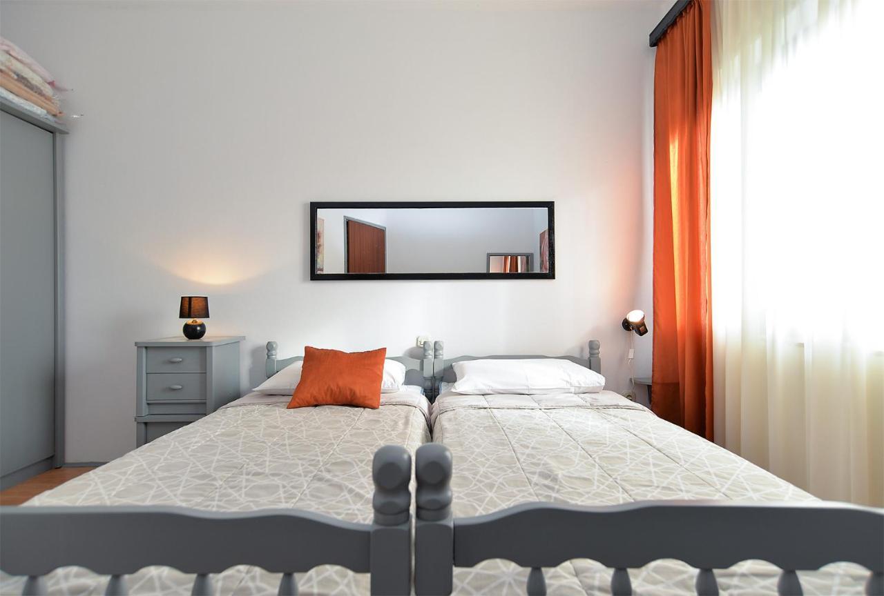 Apartments Jadranka 1279 โปแมร์ ภายนอก รูปภาพ