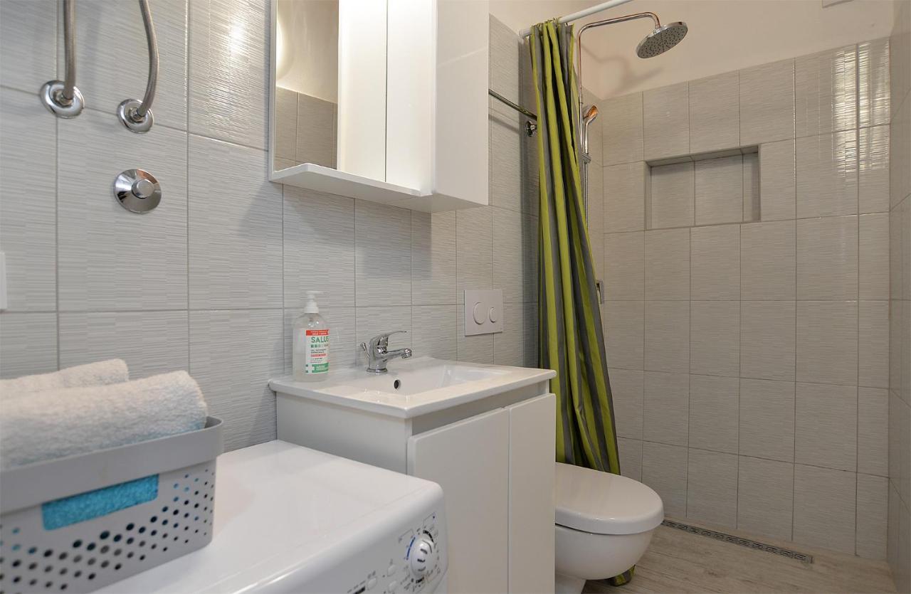 Apartments Jadranka 1279 โปแมร์ ภายนอก รูปภาพ