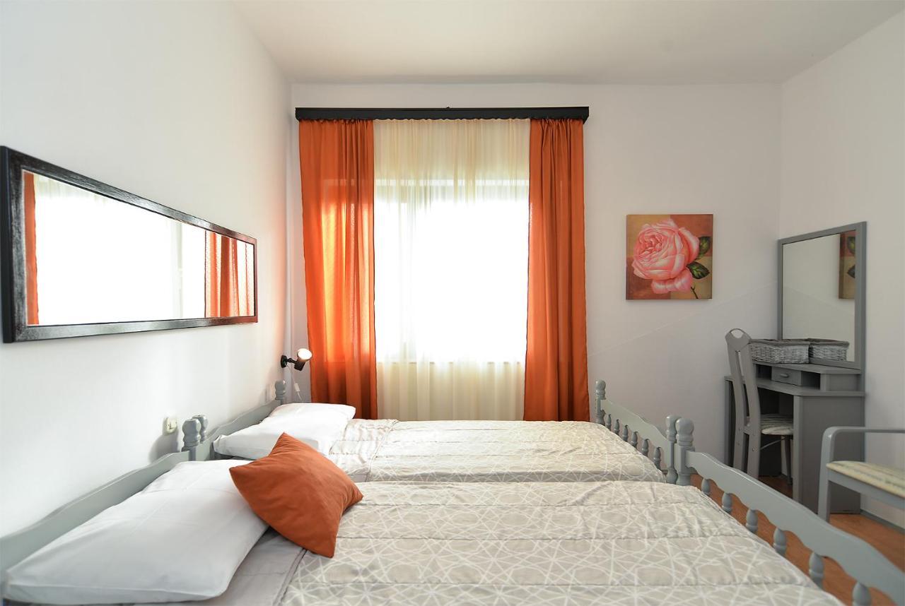 Apartments Jadranka 1279 โปแมร์ ภายนอก รูปภาพ