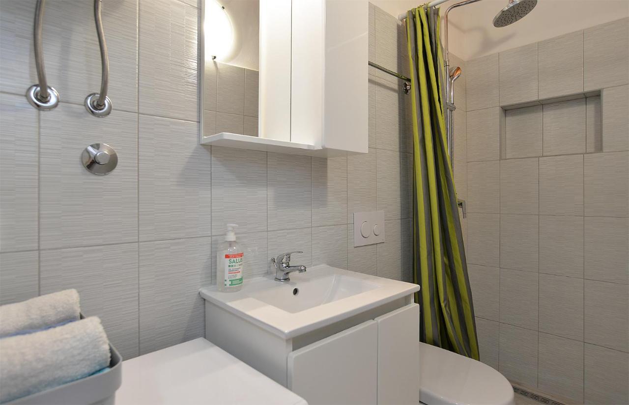 Apartments Jadranka 1279 โปแมร์ ภายนอก รูปภาพ