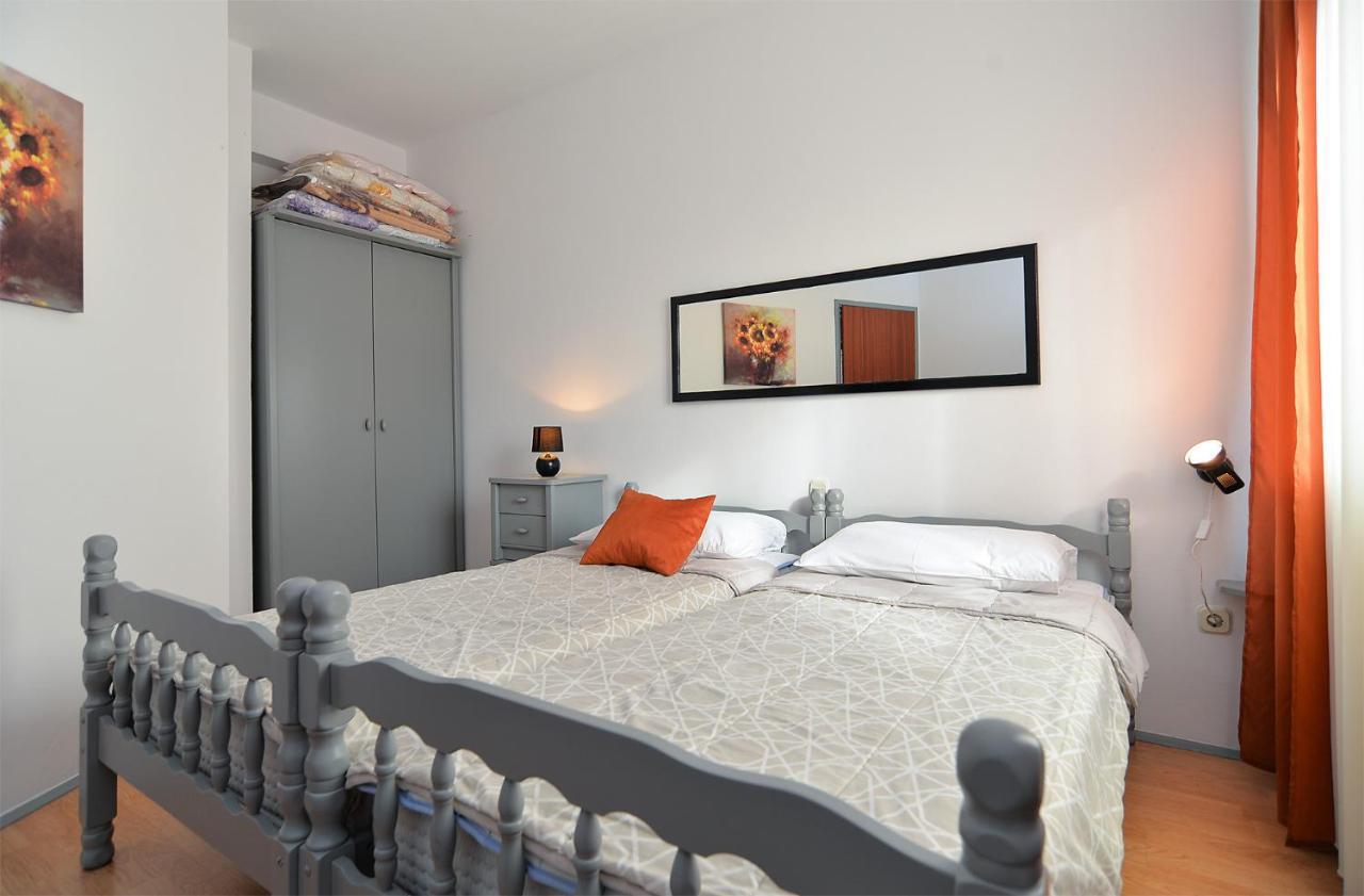 Apartments Jadranka 1279 โปแมร์ ภายนอก รูปภาพ